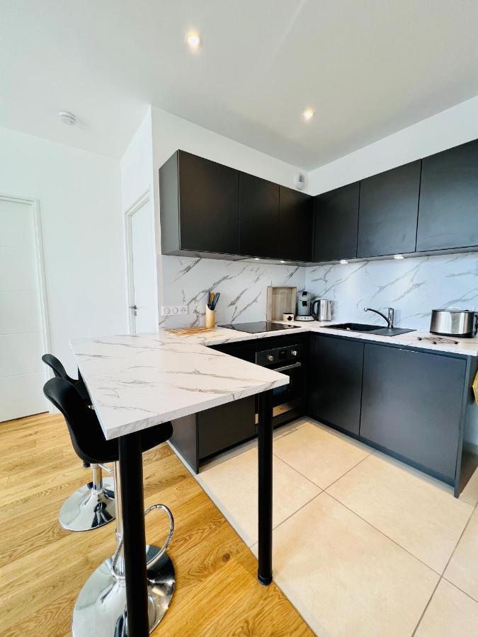 Nb Arrows Appartement De Standing En Hyper Centre Chartres Bagian luar foto